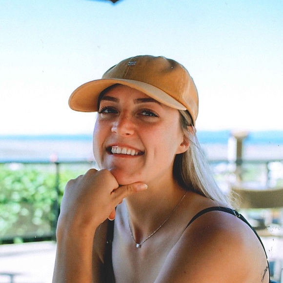 Meet your Posher, Alexandra - Picture 3 of 3